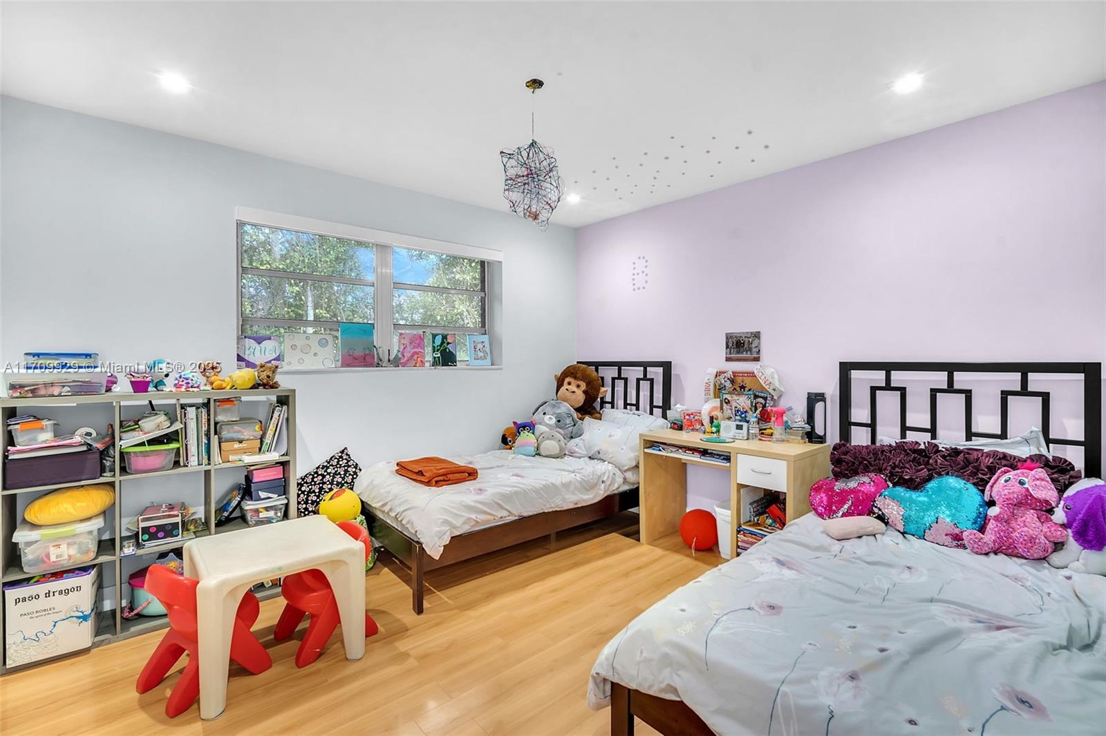 Listing Photo 18