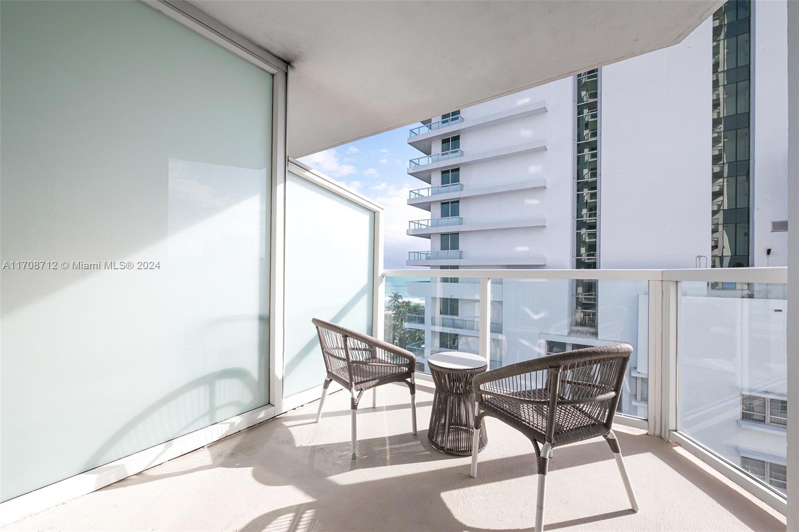 4401 Collins Ave #902, Miami Beach, Florida image 19