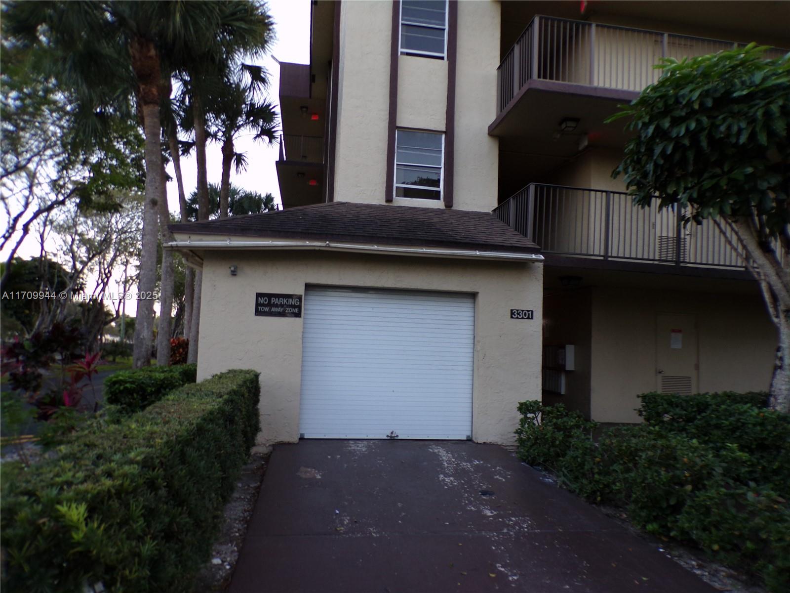 3301 NW 47th Ter #206, Lauderdale Lakes, Florida image 6