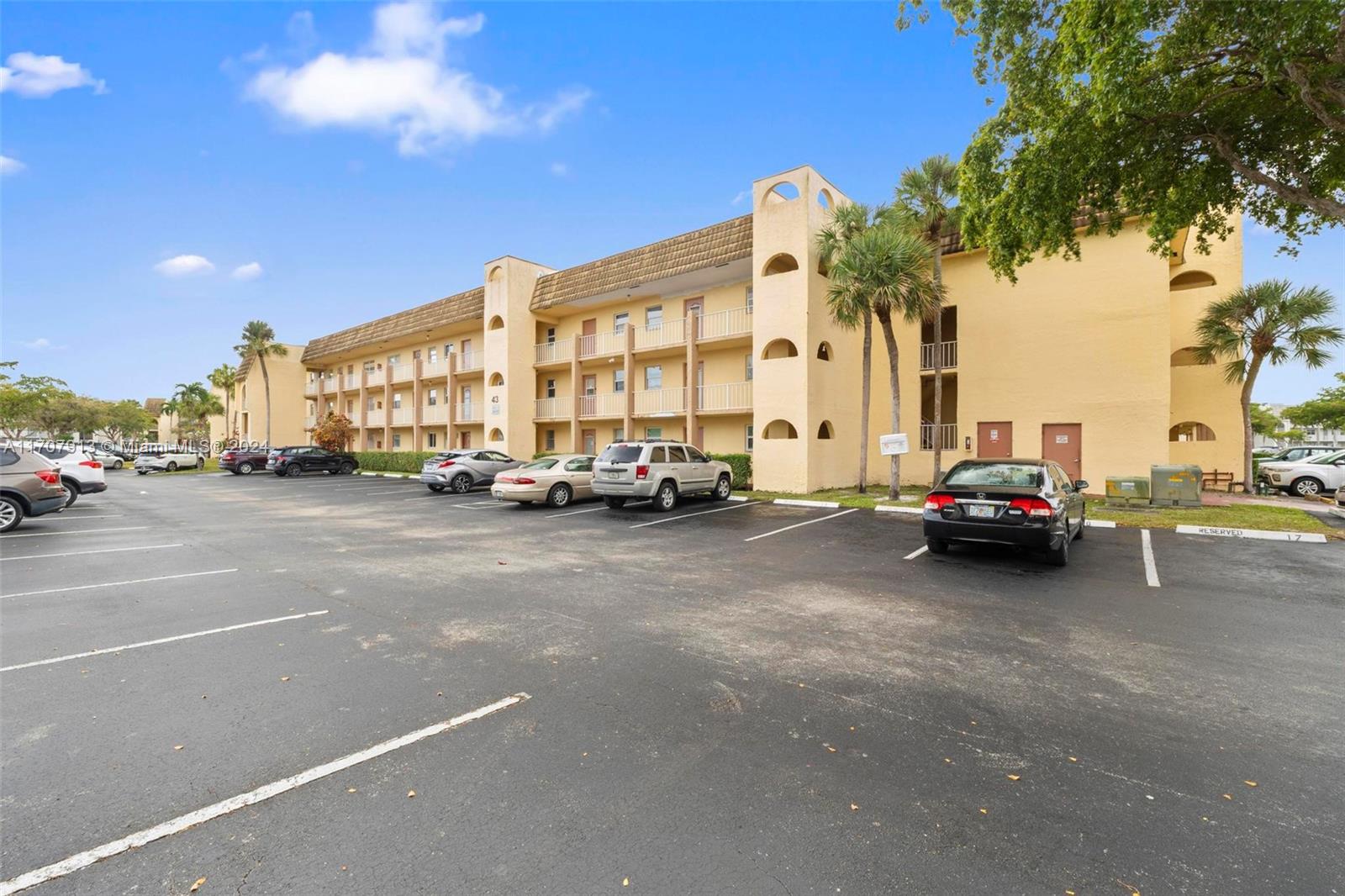 8435 Sunrise Lakes Blvd #103, Sunrise, Florida image 1