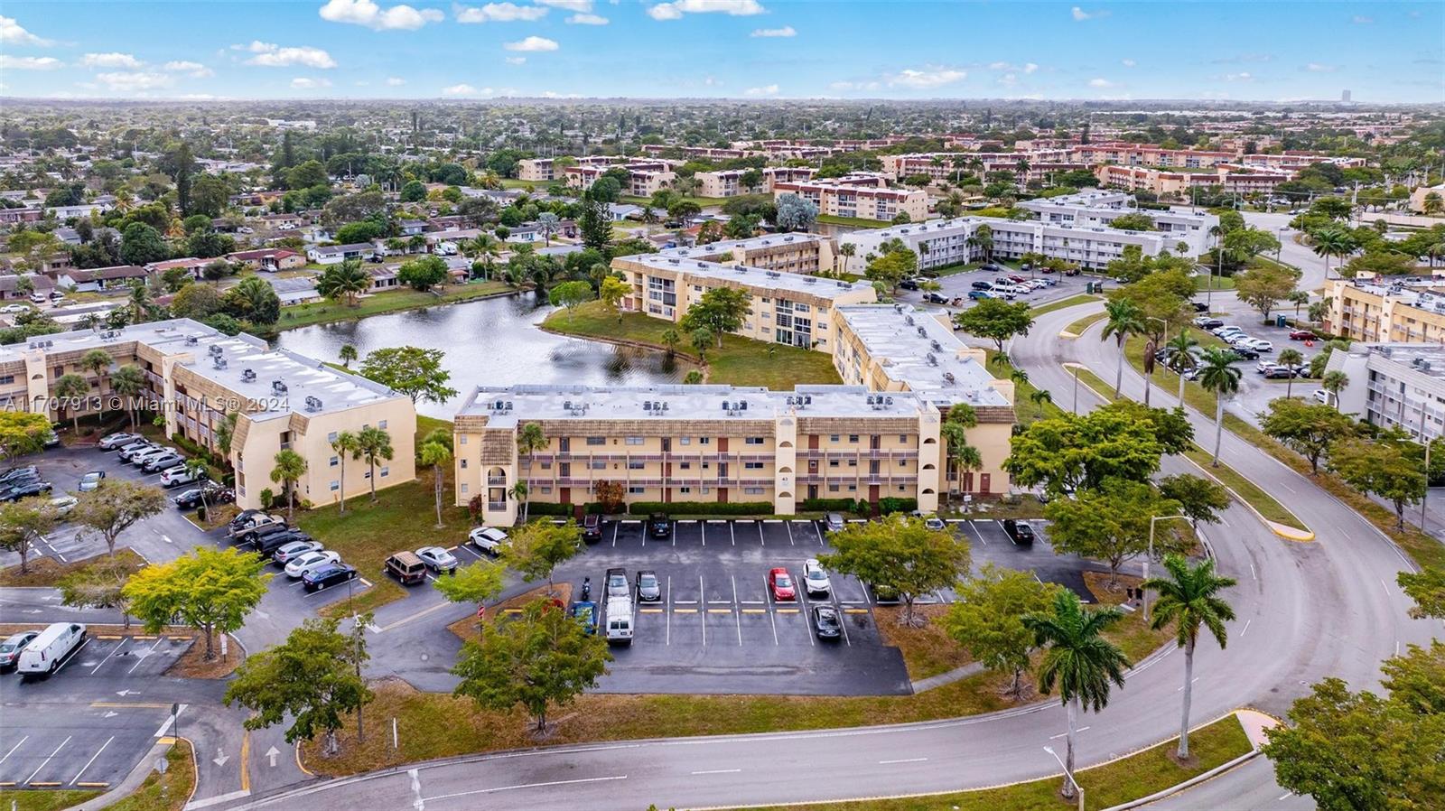 8435 Sunrise Lakes Blvd #103, Sunrise, Florida image 3