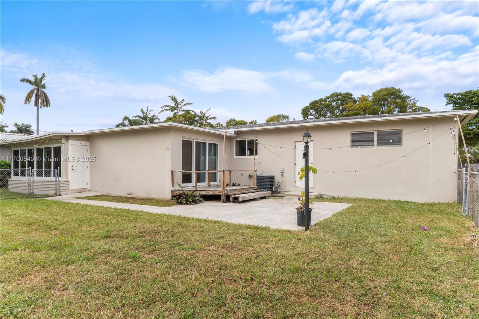 Listing Photo 14