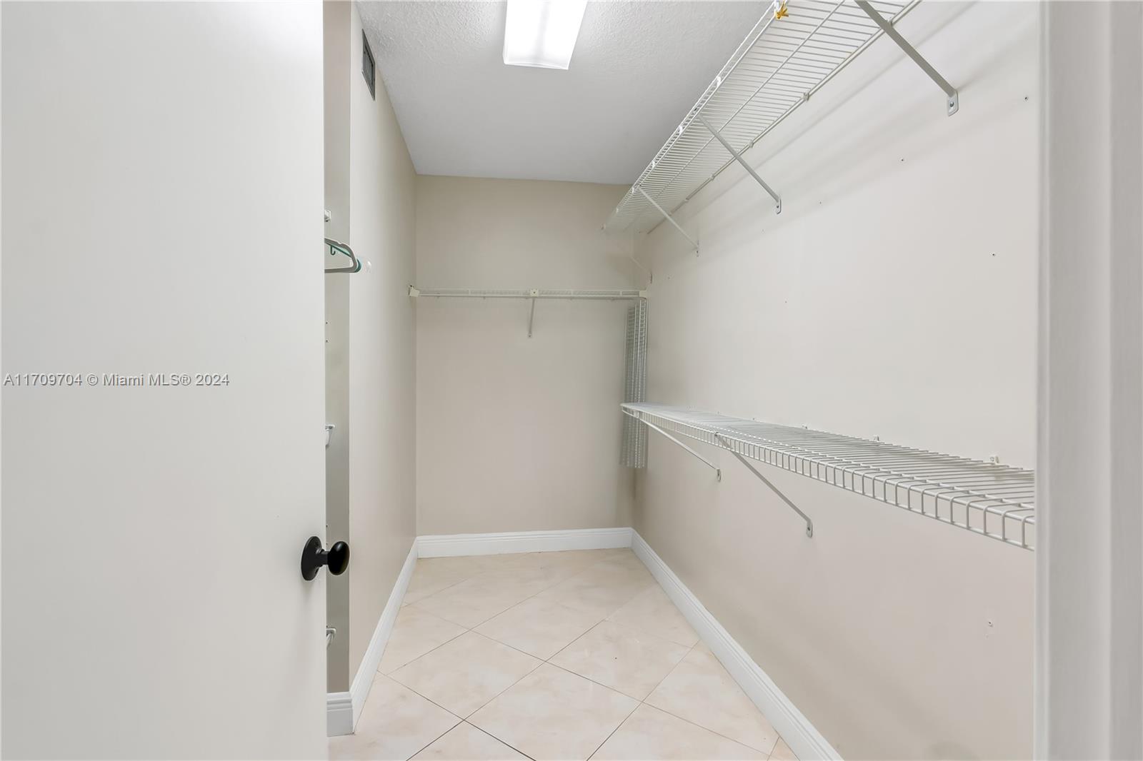 900 SW 125th Way #304R, Pembroke Pines, Florida image 17