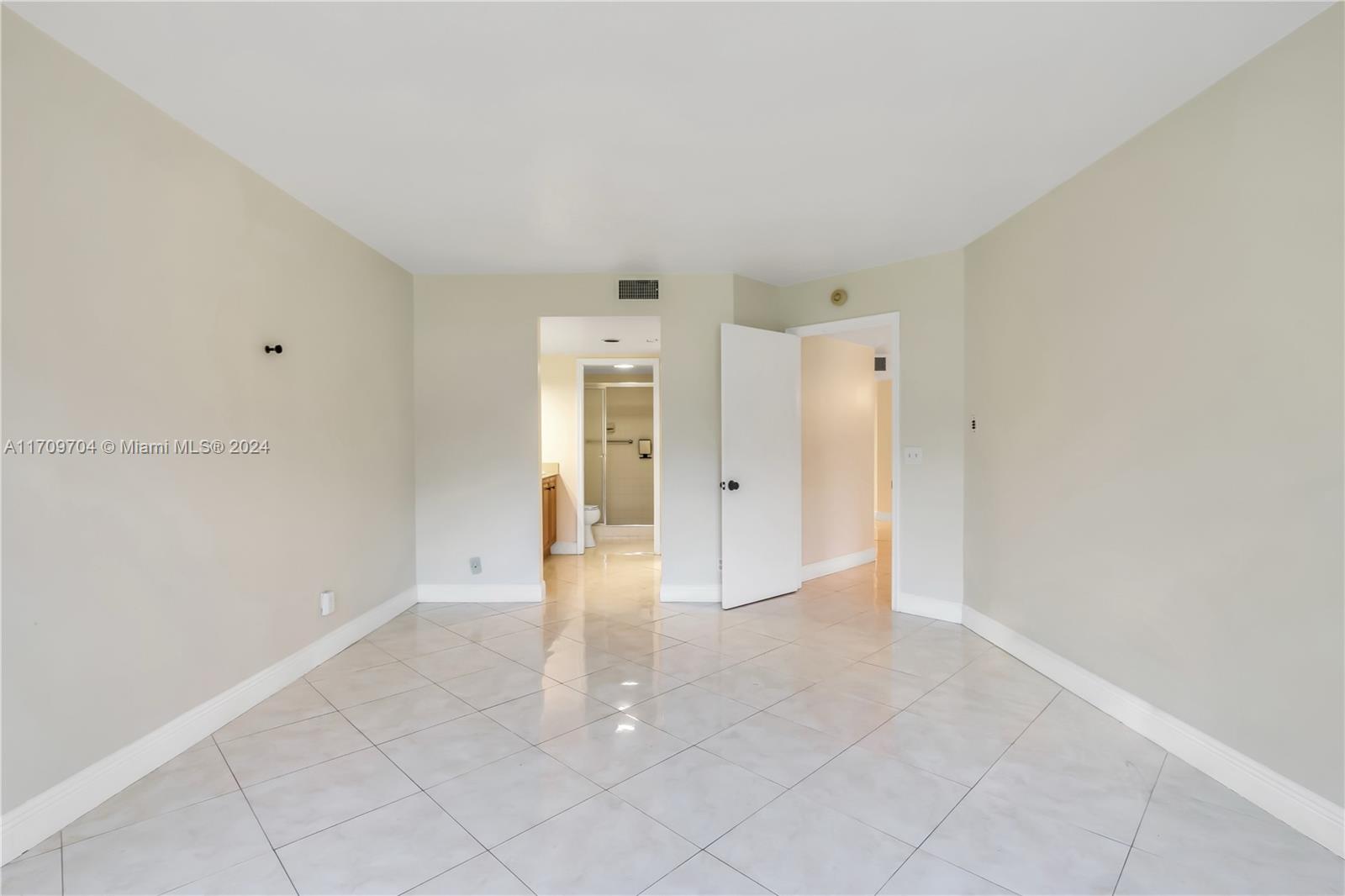 900 SW 125th Way #304R, Pembroke Pines, Florida image 27