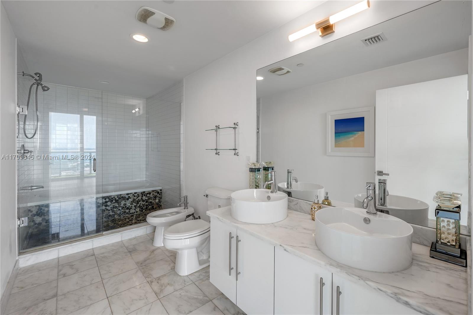 888 Biscayne Blvd #1802, Miami FL 33132