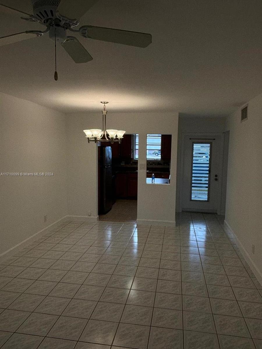 1400 Tallwood Ave #103, Hollywood, Florida image 5