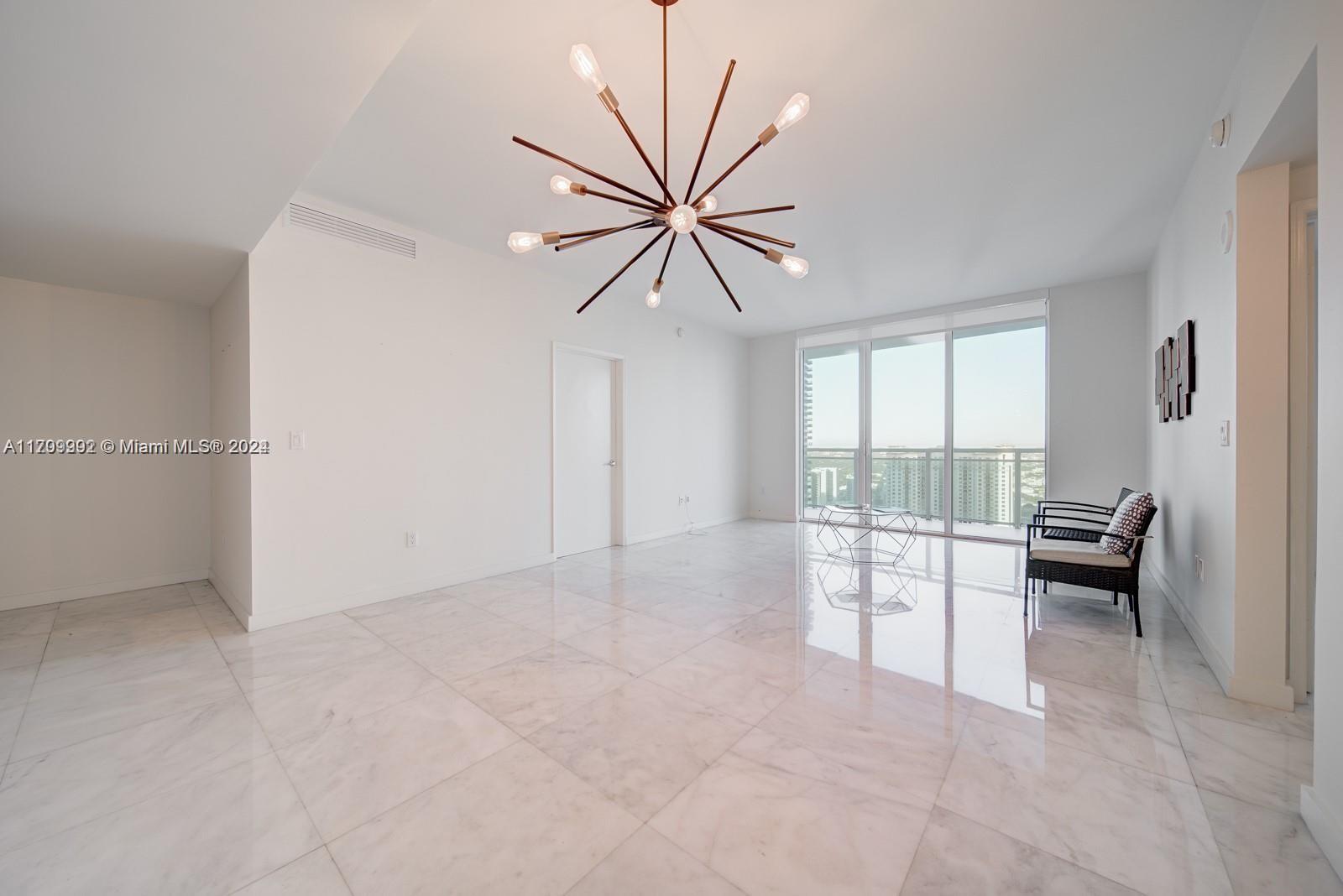 951 Brickell Ave #3905, Miami FL 33131
