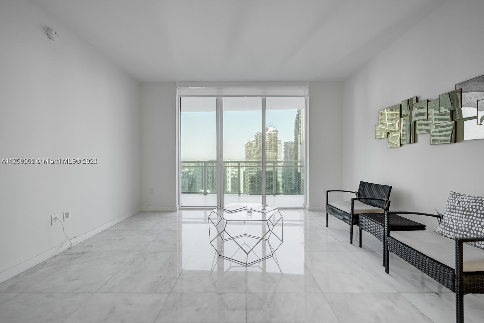 951 Brickell Ave #3905, Miami FL 33131