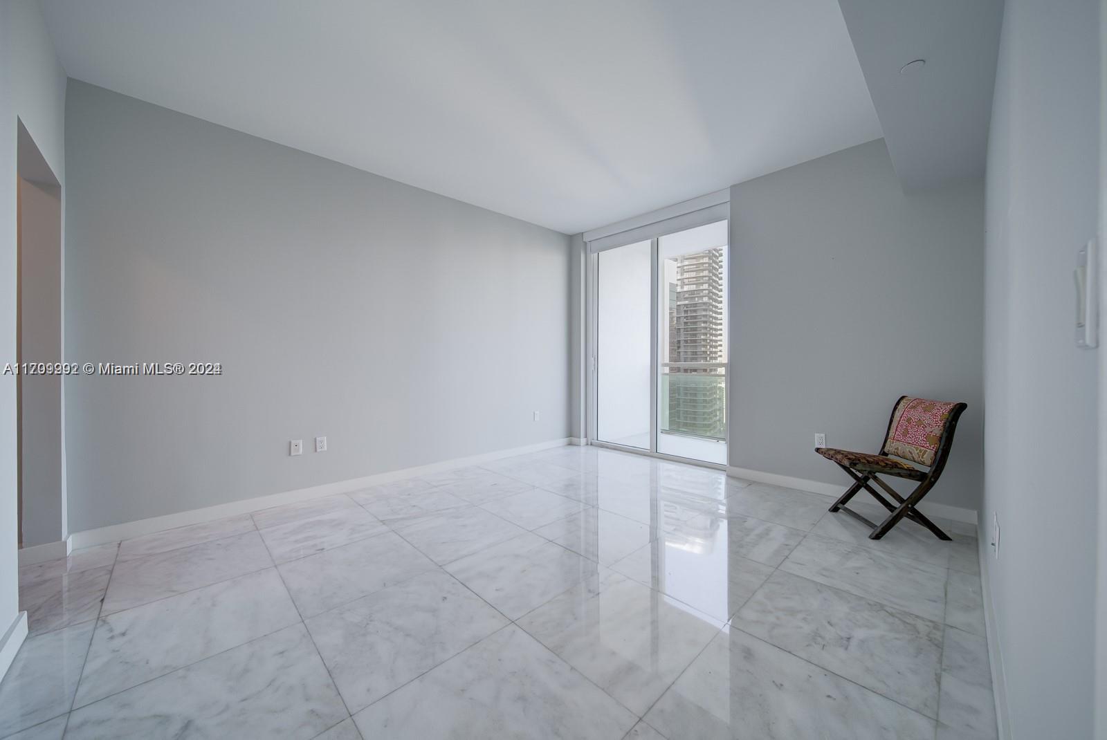 951 Brickell Ave #3905, Miami FL 33131