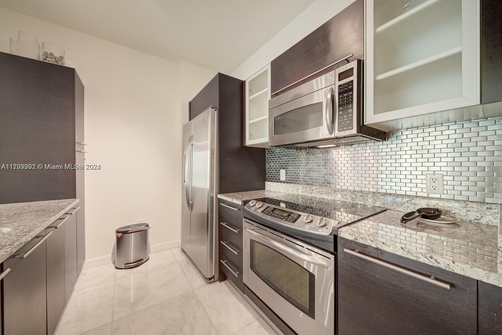 951 Brickell Ave #3905, Miami FL 33131