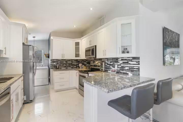 2442 Bimini Ln, Fort Lauderdale, Florida image 9