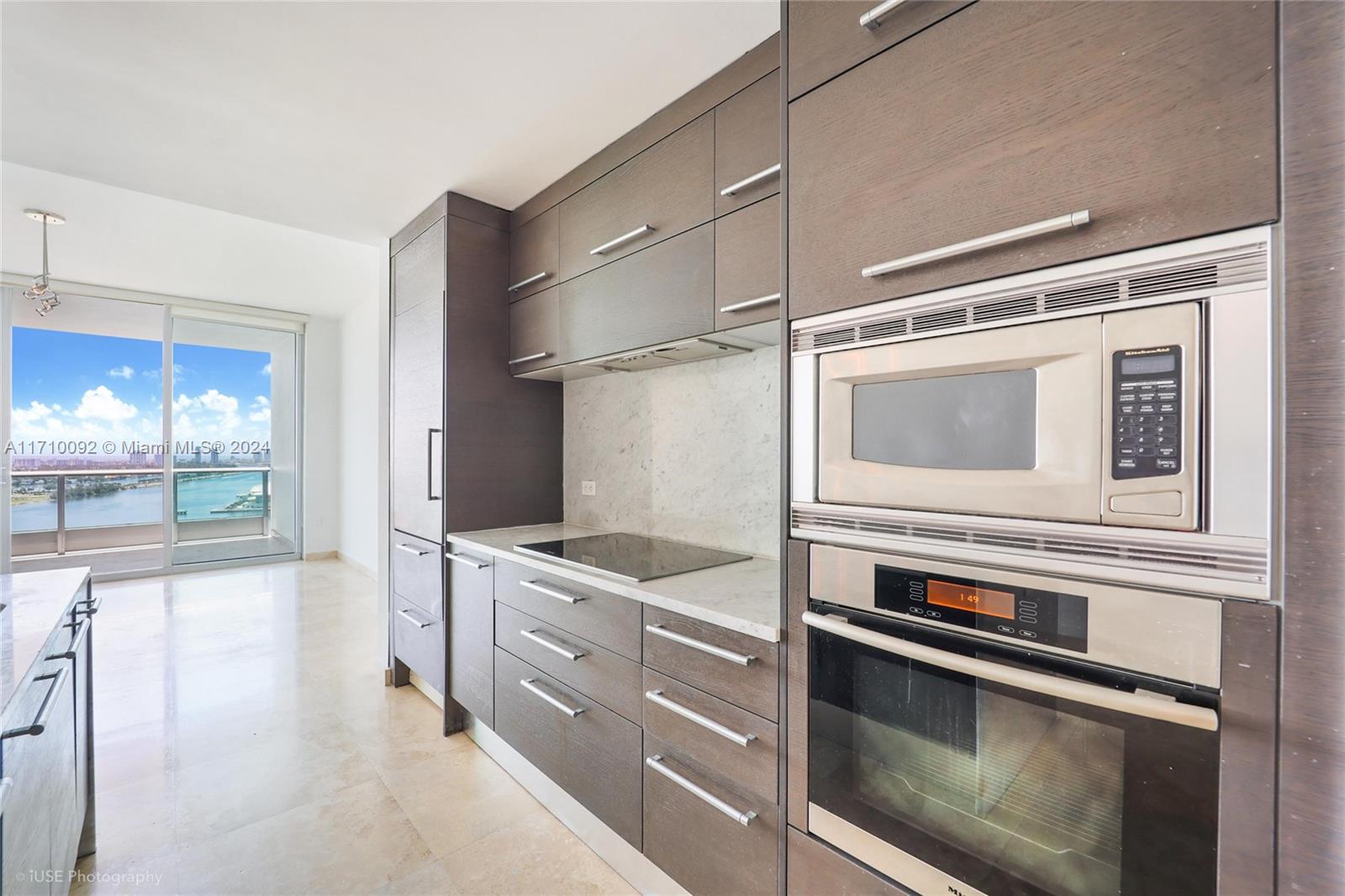 900 Biscayne Blvd #3007, Miami FL 33132
