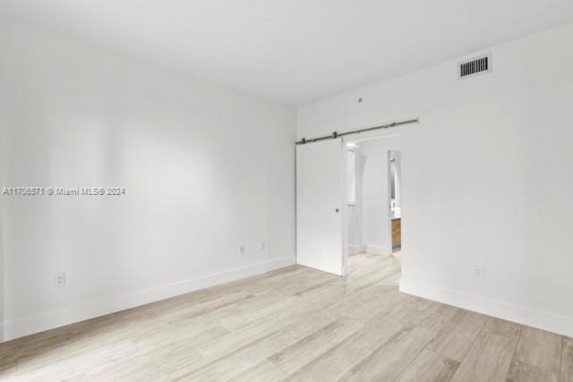 121 NE 34th St #L303, Miami FL 33137