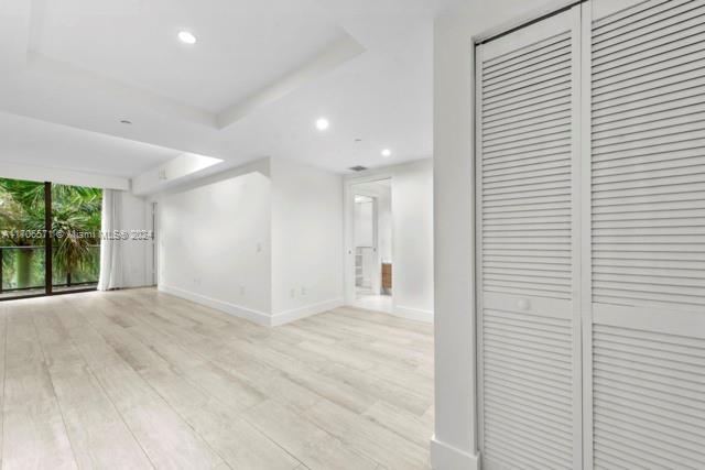 121 NE 34th St #L303, Miami FL 33137