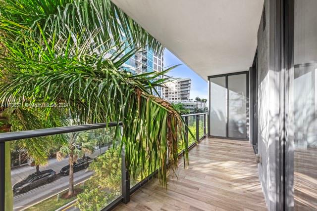 121 NE 34th St #L303, Miami FL 33137