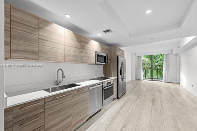 121 NE 34th St #L303, Miami FL 33137