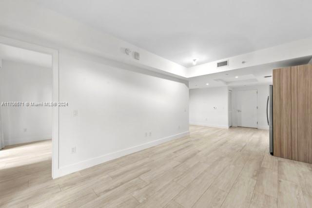 121 NE 34th St #L303, Miami FL 33137