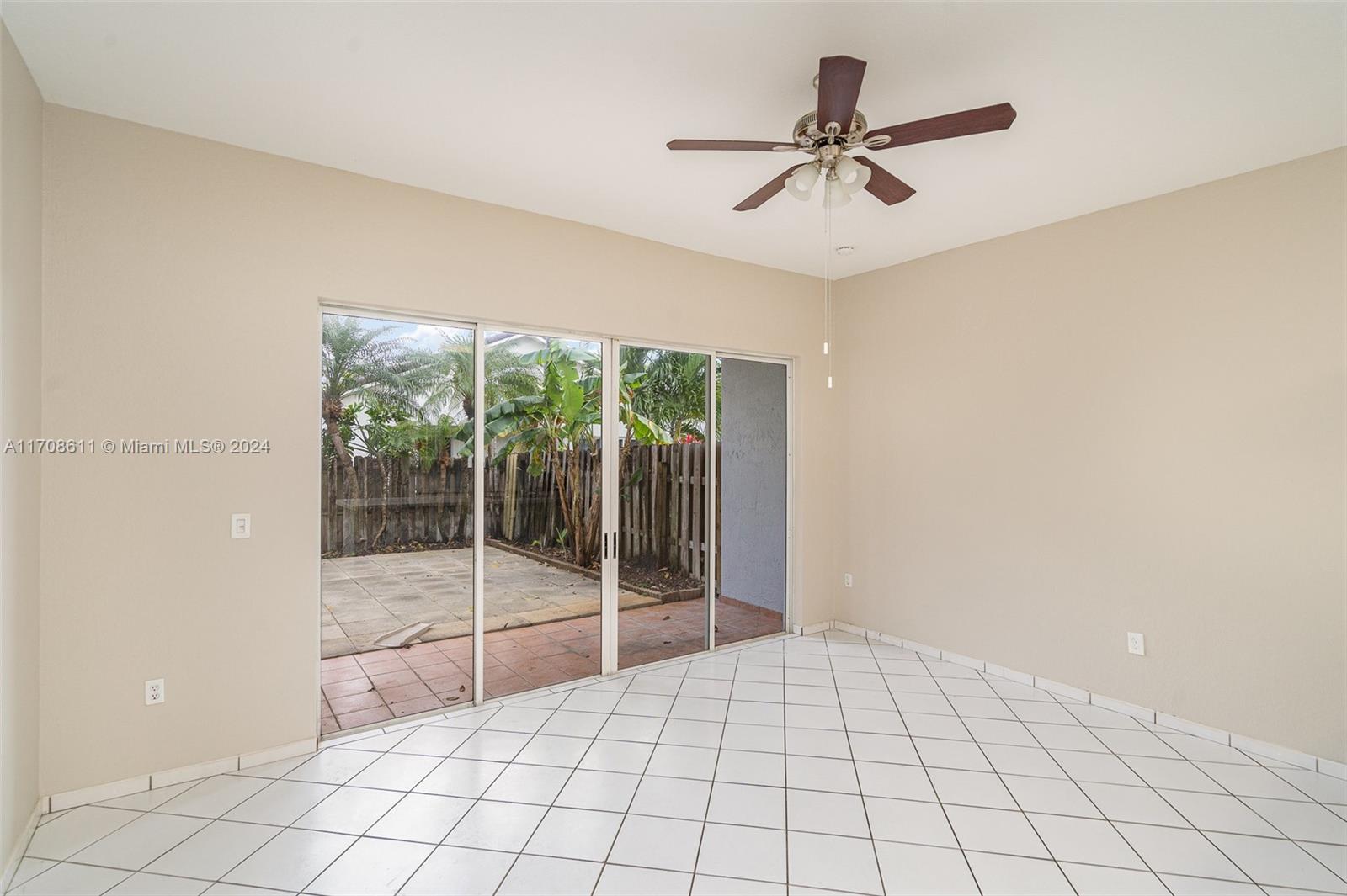 8964 NW 146th Ter, Miami Lakes, Florida image 10