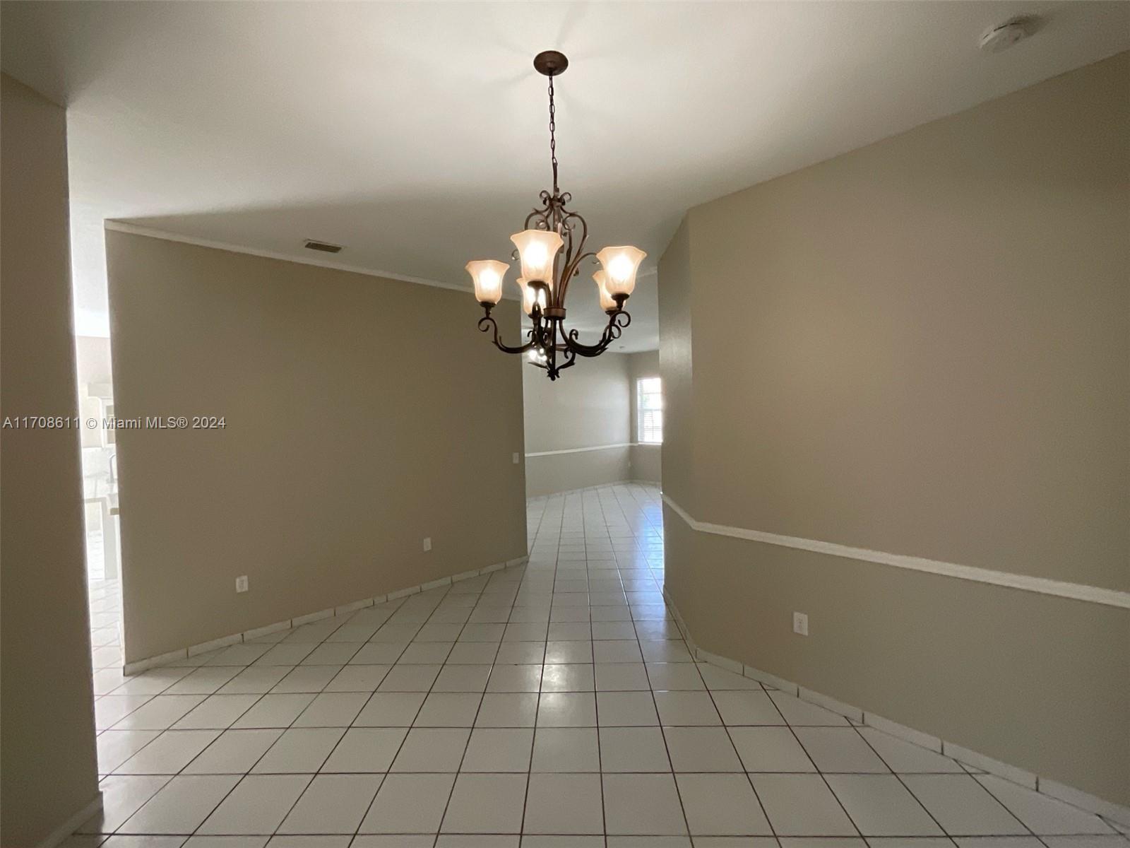 8964 NW 146th Ter, Miami Lakes, Florida image 3