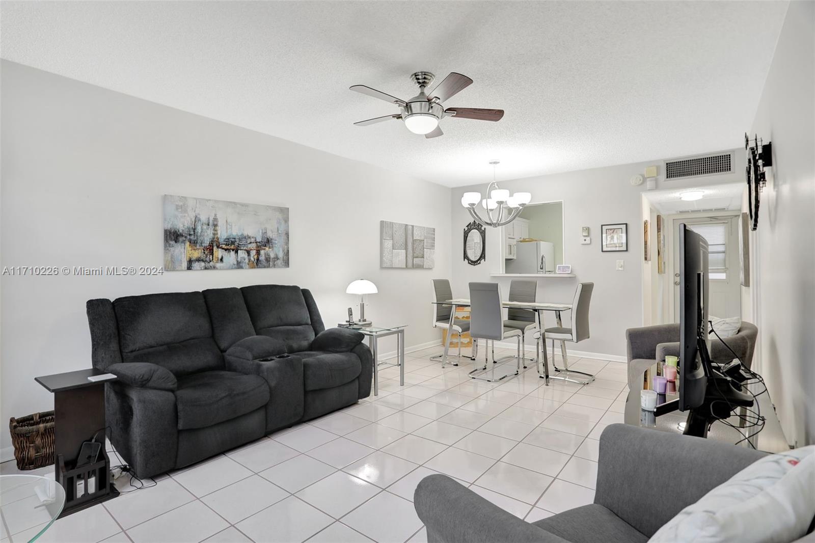 3400 NW 48th Ave #508, Lauderdale Lakes, Florida image 1