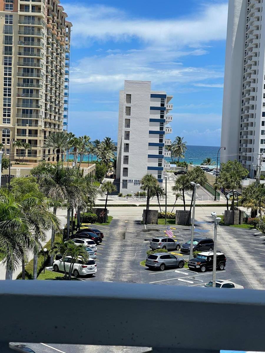 3113 S Ocean Dr #505, Hallandale Beach, Florida image 11