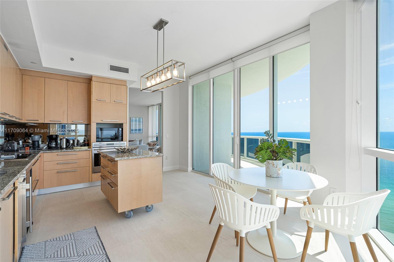 15901 Collins Ave #1601, Sunny Isles Beach FL 33160