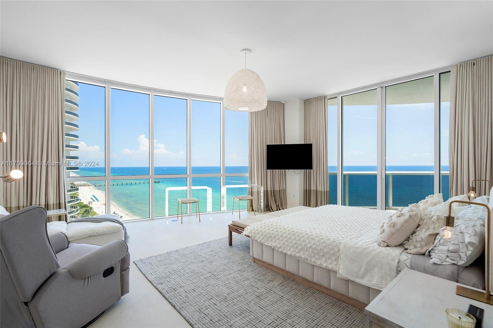 15901 Collins Ave #1601, Sunny Isles Beach, Florida image 17