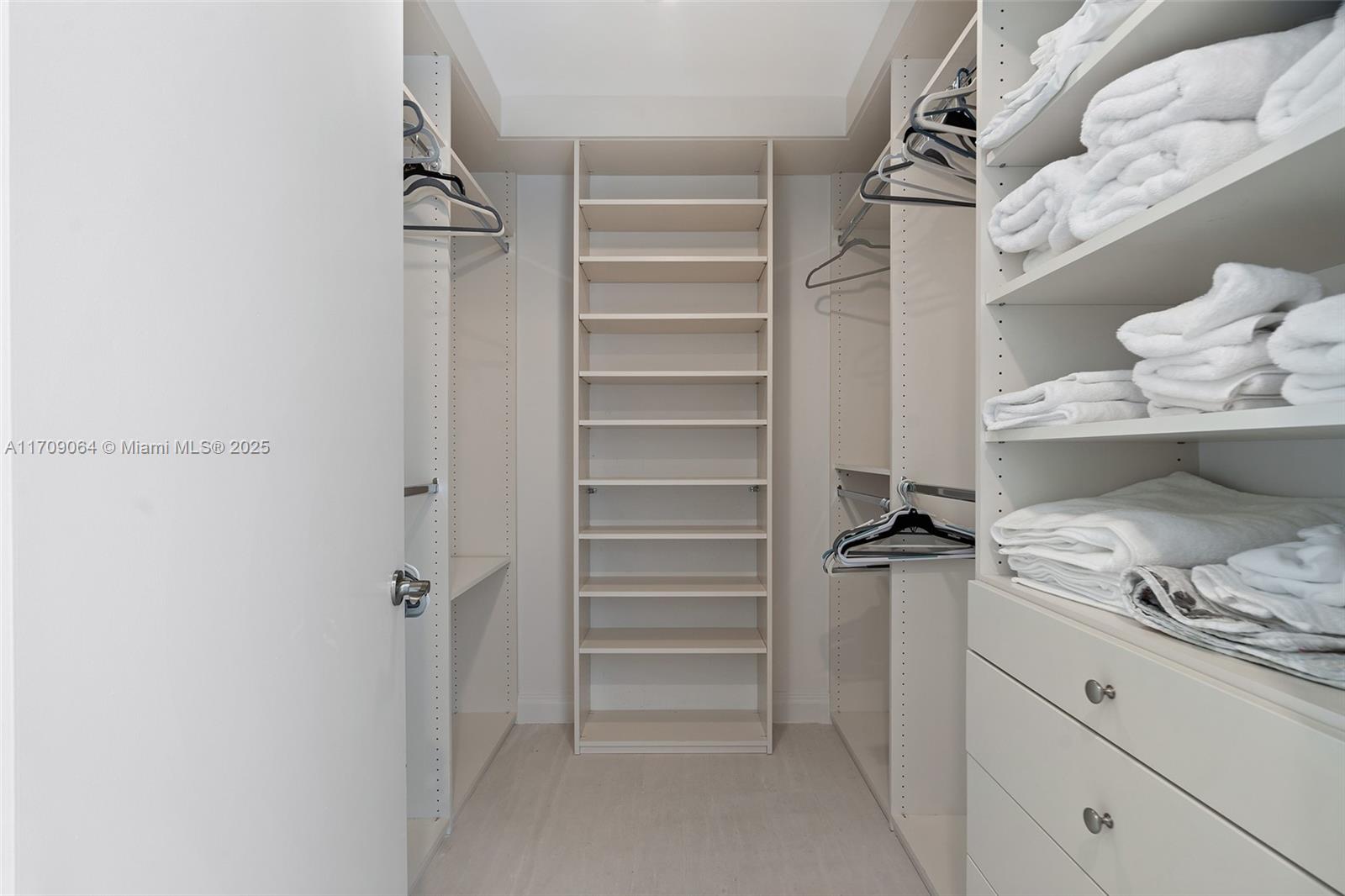 15901 Collins Ave #1601, Sunny Isles Beach FL 33160