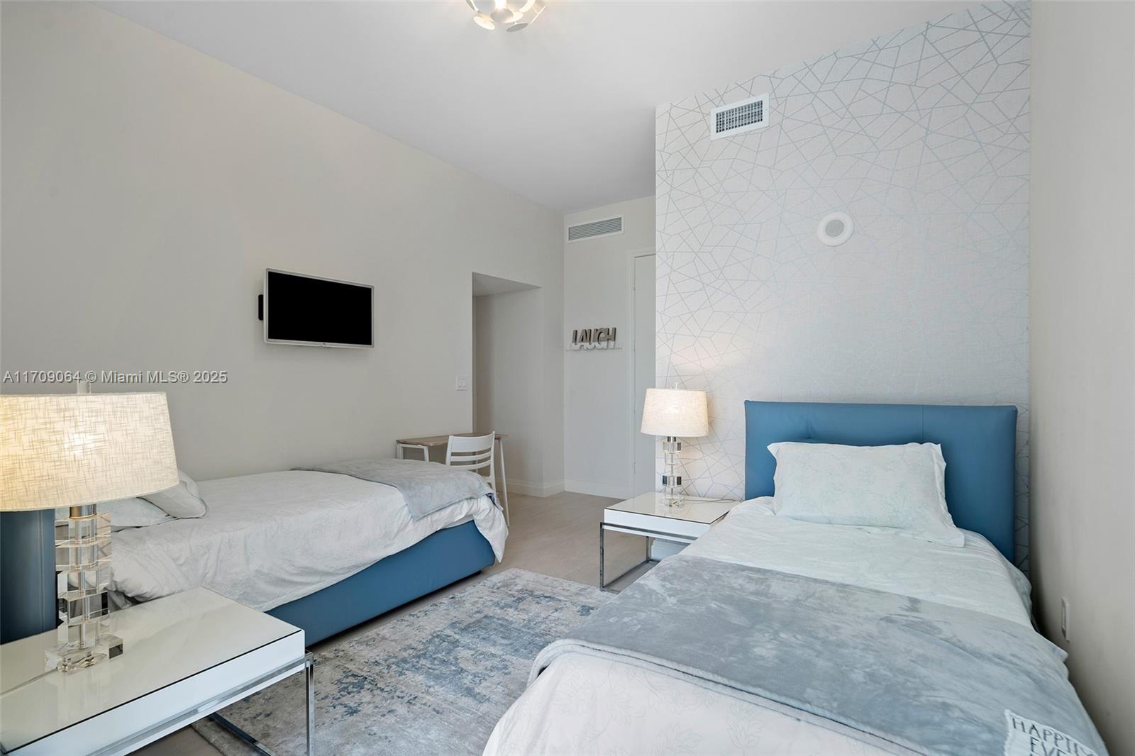 15901 Collins Ave #1601, Sunny Isles Beach FL 33160