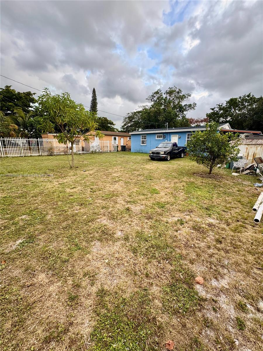 1615 NW 126th St, North Miami, Florida image 16