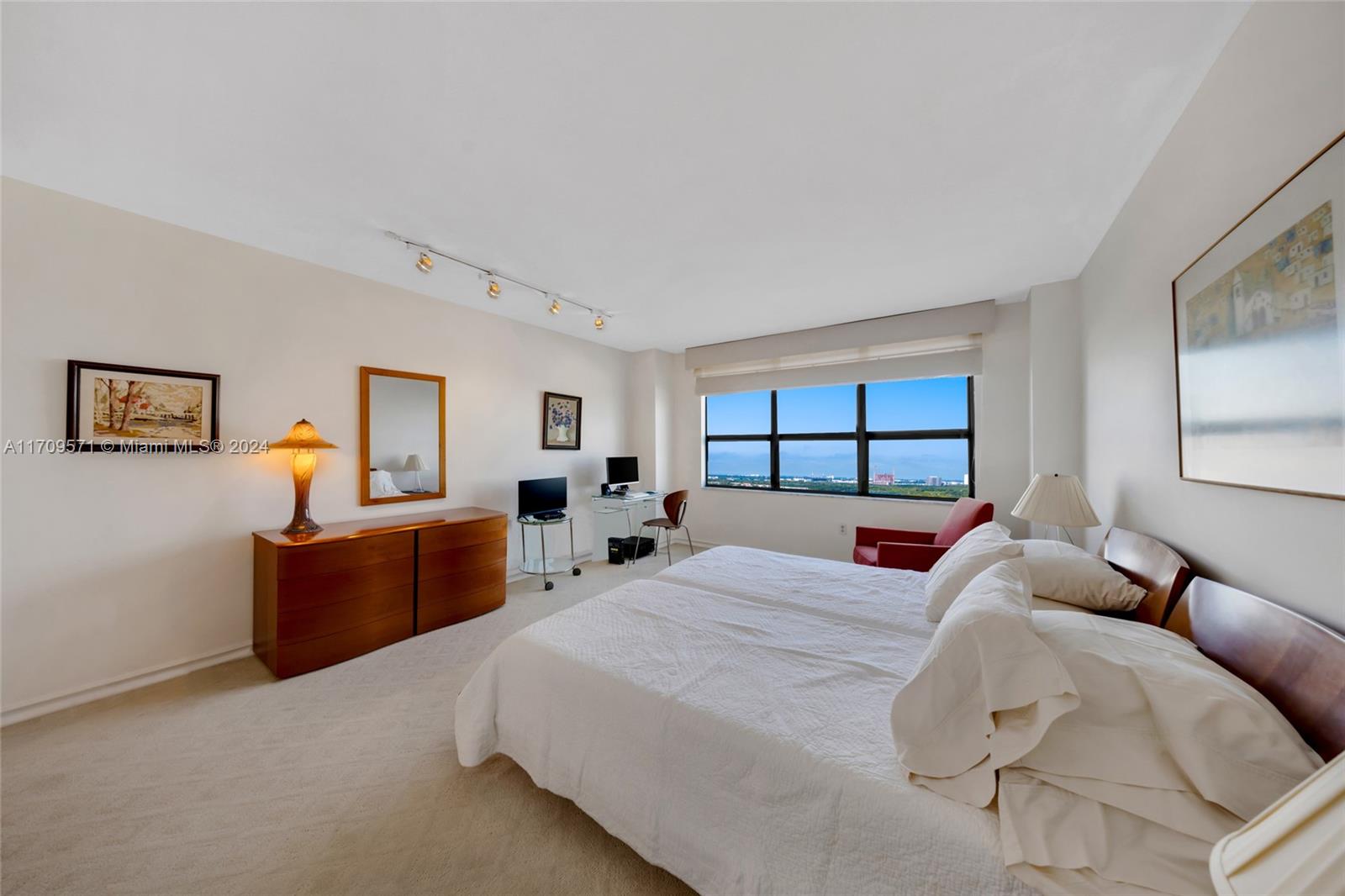 9801 Collins Ave #16M, Bal Harbour, Florida image 11