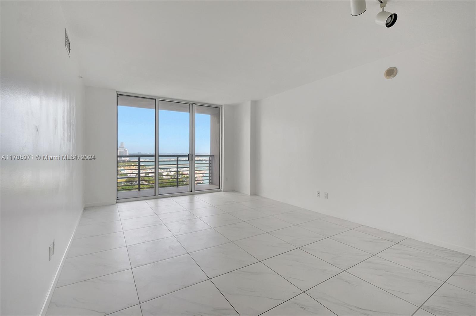 325 S Biscayne Blvd #2614, Miami, Florida image 12