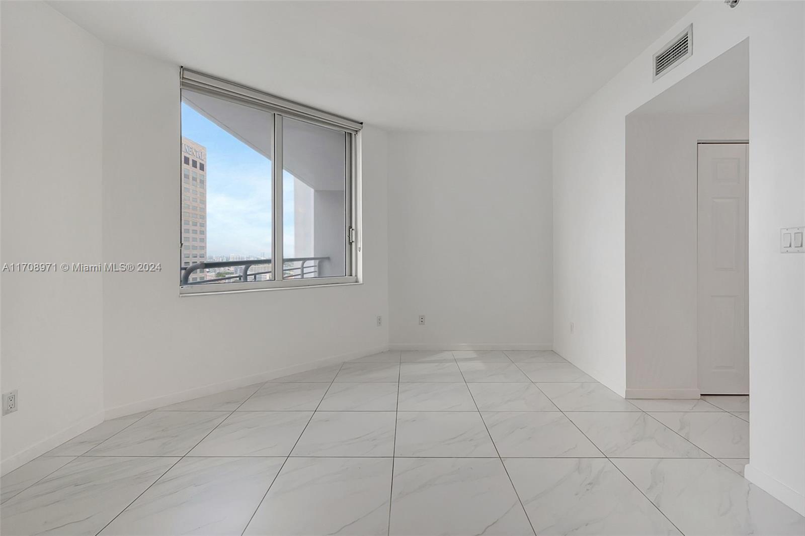 325 S Biscayne Blvd #2614, Miami, Florida image 29