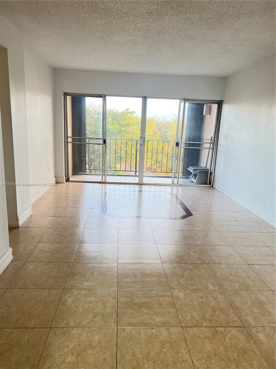 8895 Fontainebleau Blvd #407, Miami, Florida image 10