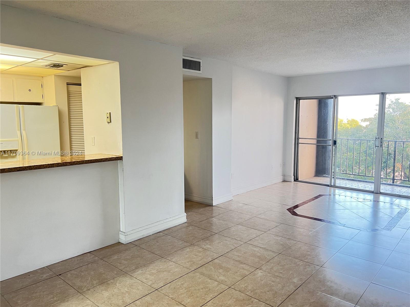 8895 Fontainebleau Blvd #407, Miami, Florida image 12