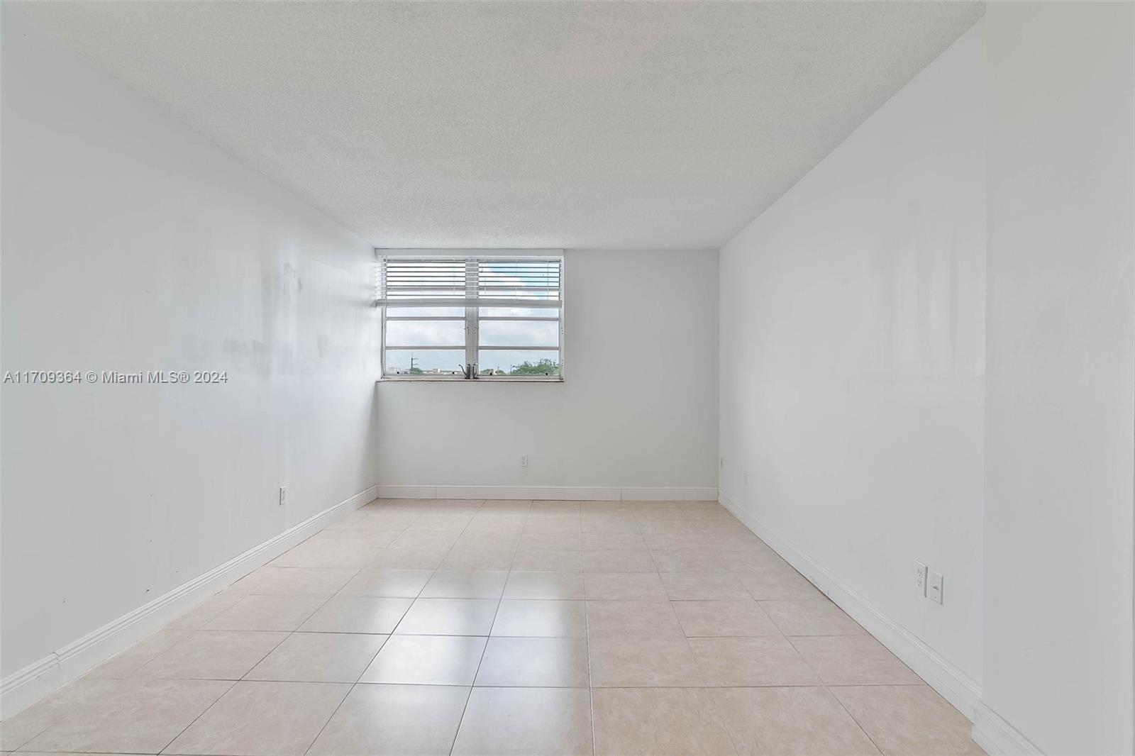 8895 Fontainebleau Blvd #407, Miami, Florida image 6