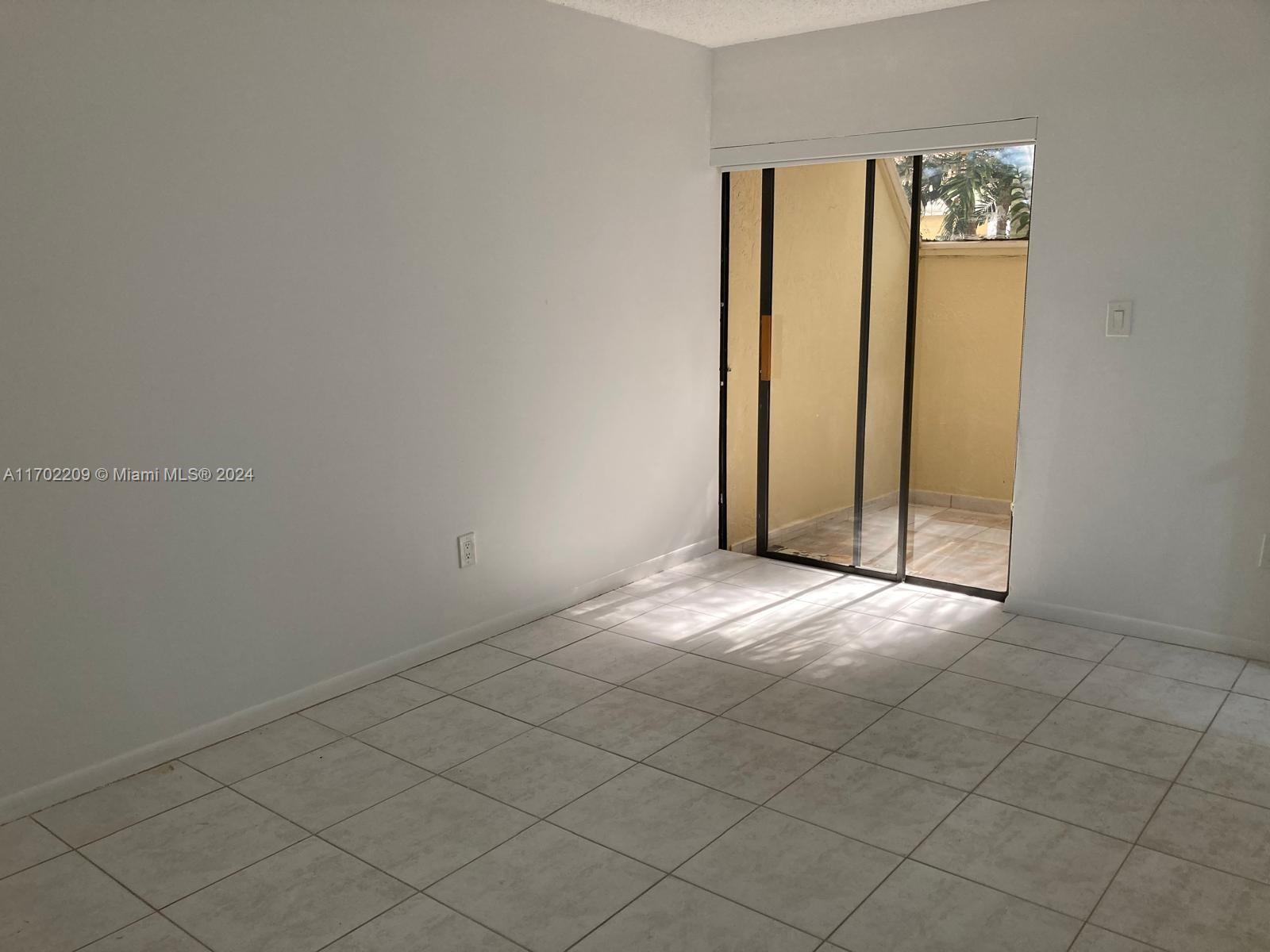 3570 Magellan Cir #225-2, Aventura, Florida image 20