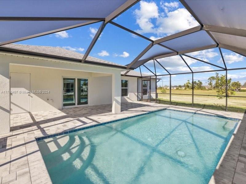 1909 Ne 2nd Ave, Cape Coral, Florida image 1