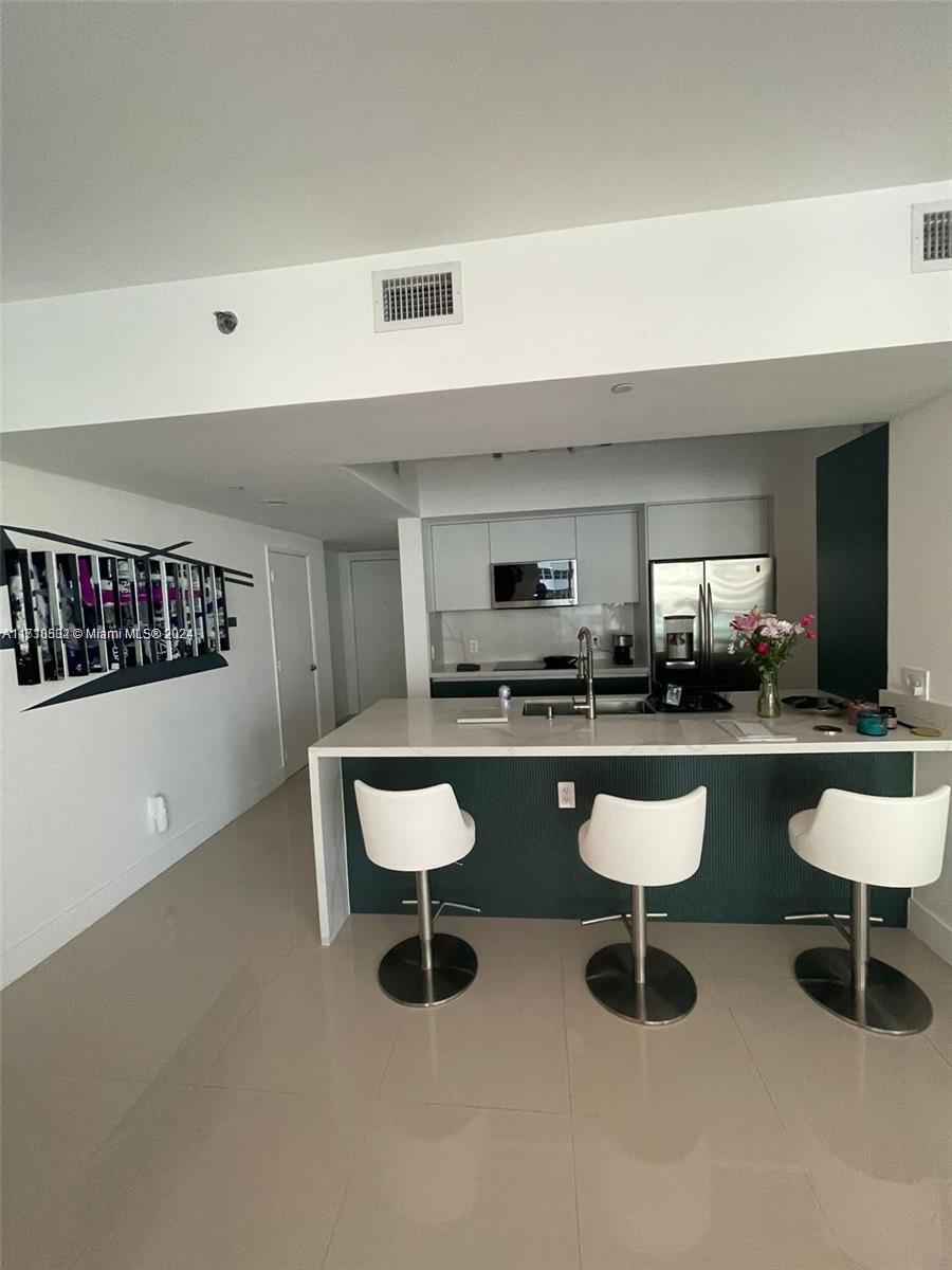 950 Brickell Bay Dr #1210, Miami, Florida image 3