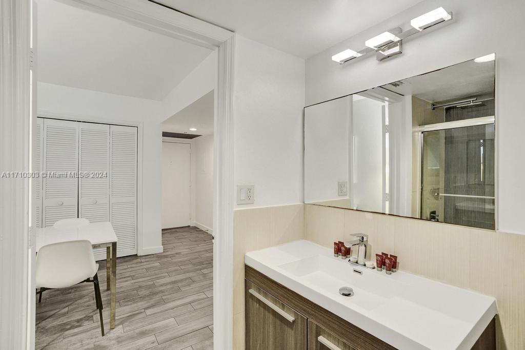 834 Ocean Dr #306, Miami Beach, Florida image 21