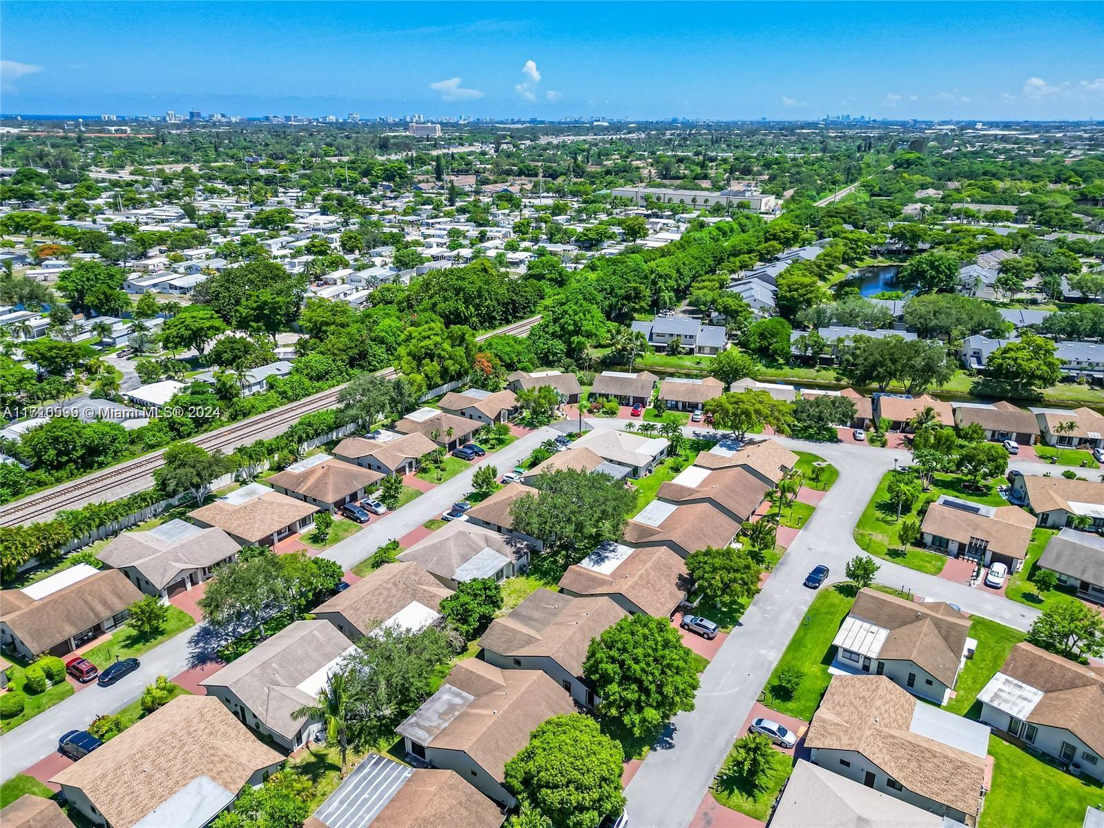 1714 SW 20th Ter, Deerfield Beach, Florida image 40