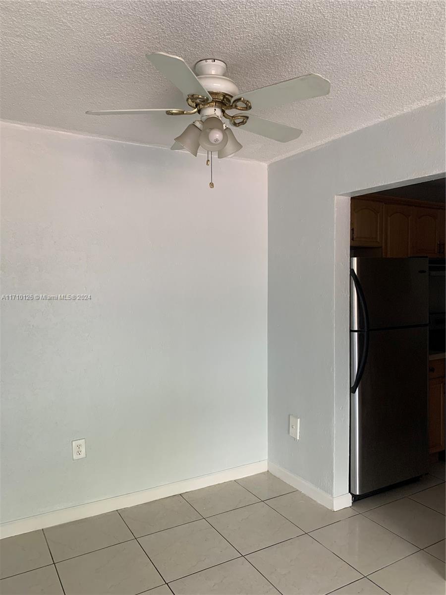 1090 NE 129th St #202, North Miami, Florida image 4