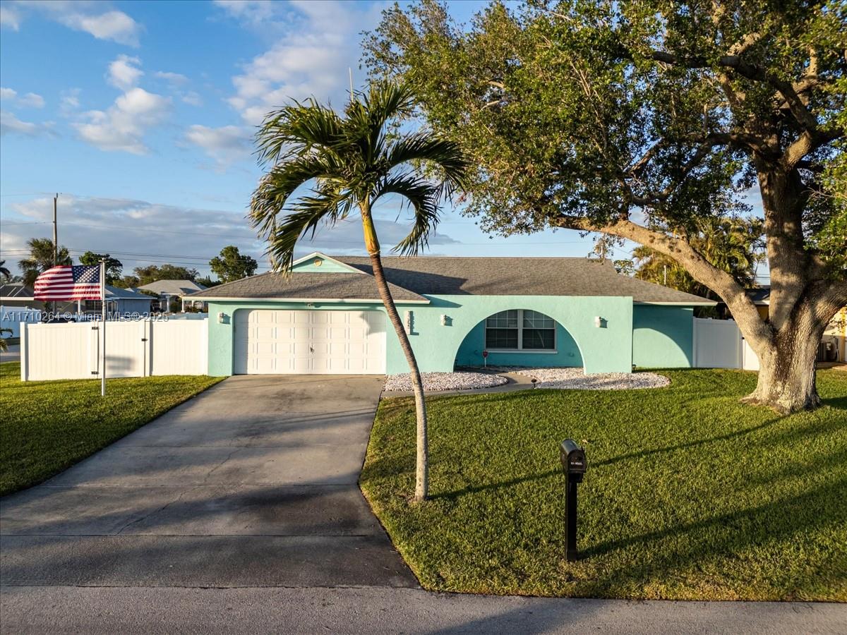 1305 SE 36th Street, Cape Coral, Florida image 1