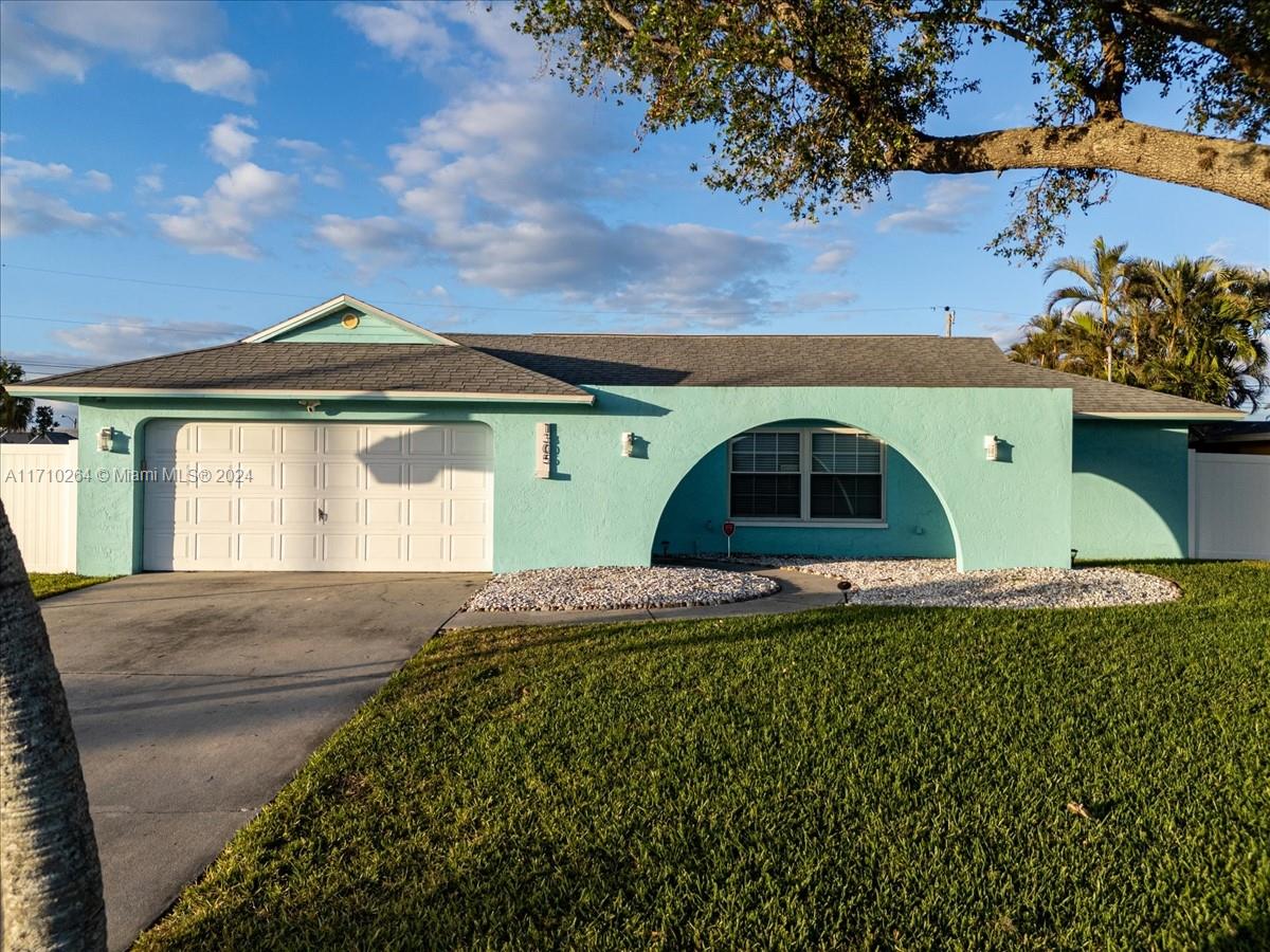 1305 SE 36th Street, Cape Coral, Florida image 38