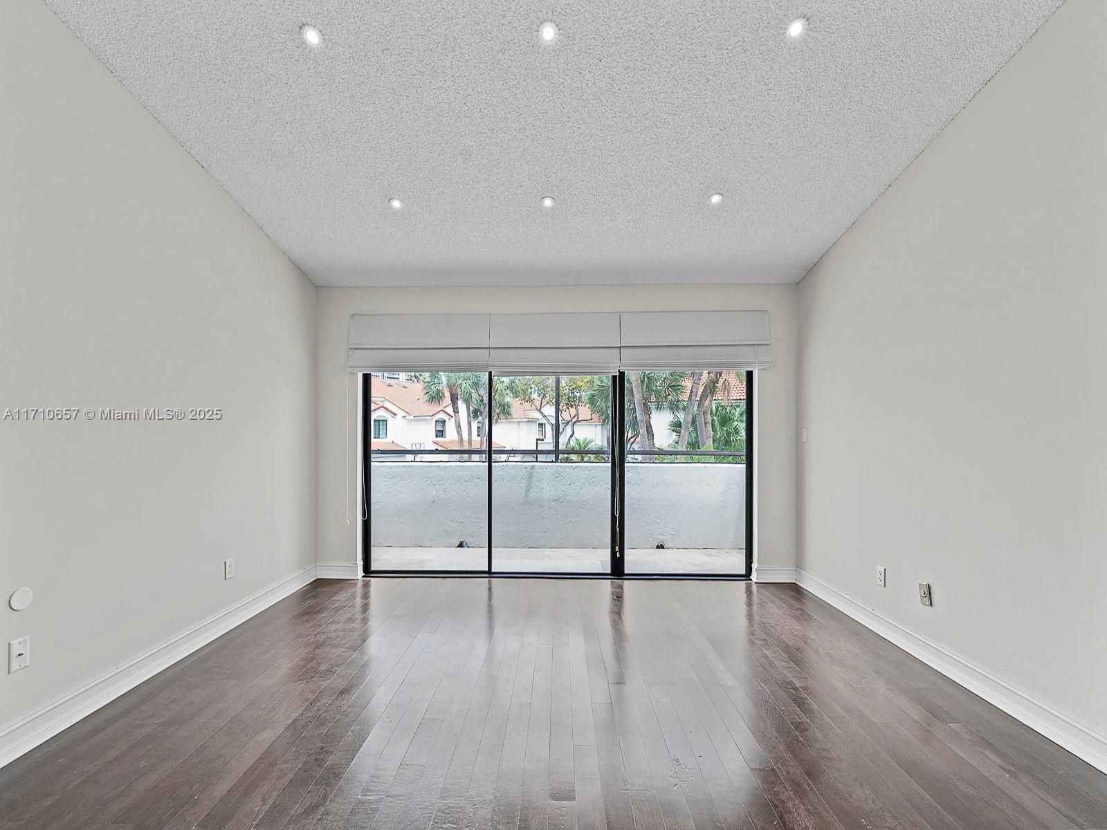 3501 Magellan Cir #638, Aventura, Florida image 9