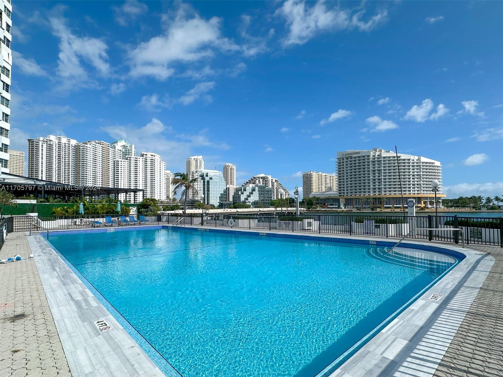 999 Brickell Bay Dr #705, Miami, Florida image 21