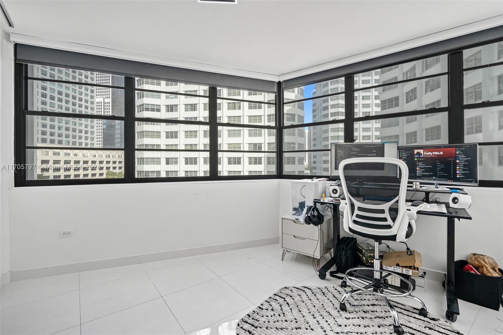 999 Brickell Bay Dr #705, Miami, Florida image 8