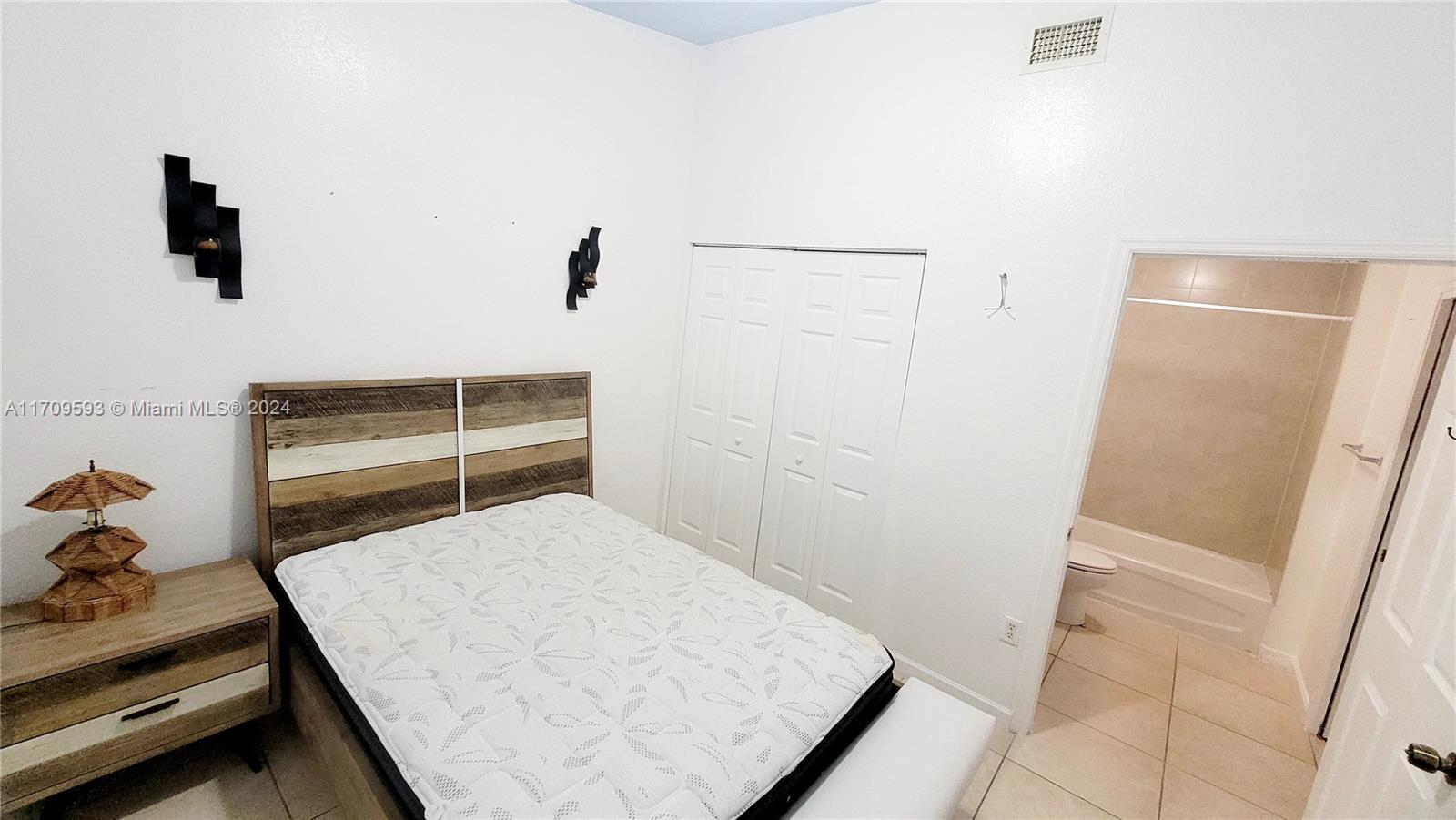 3866 SW 48th Ave #3866, Pembroke Park, Florida image 37