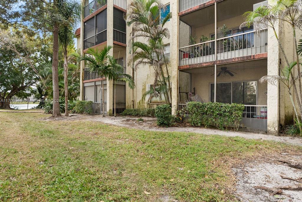 3330 Spanish Moss Ter #109, Lauderhill, Florida image 18