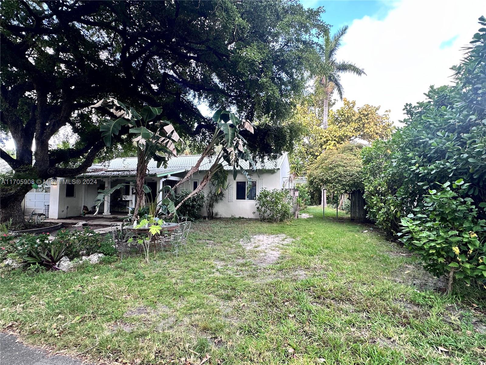 845 NE 71 St, Miami, Florida image 1